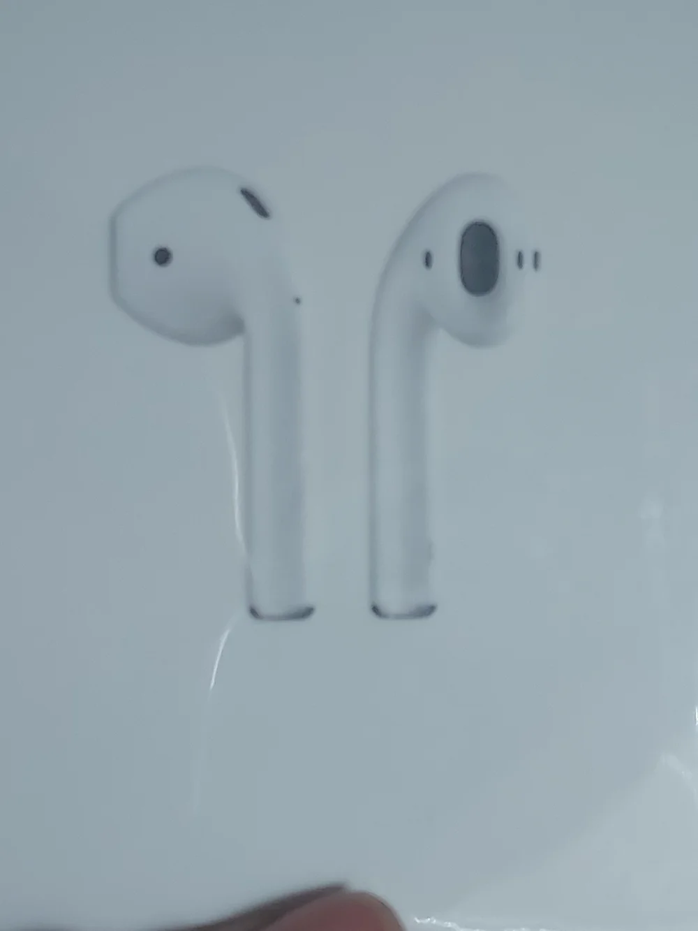 Apple Wireless Earbuds in White - Left & Right Pair